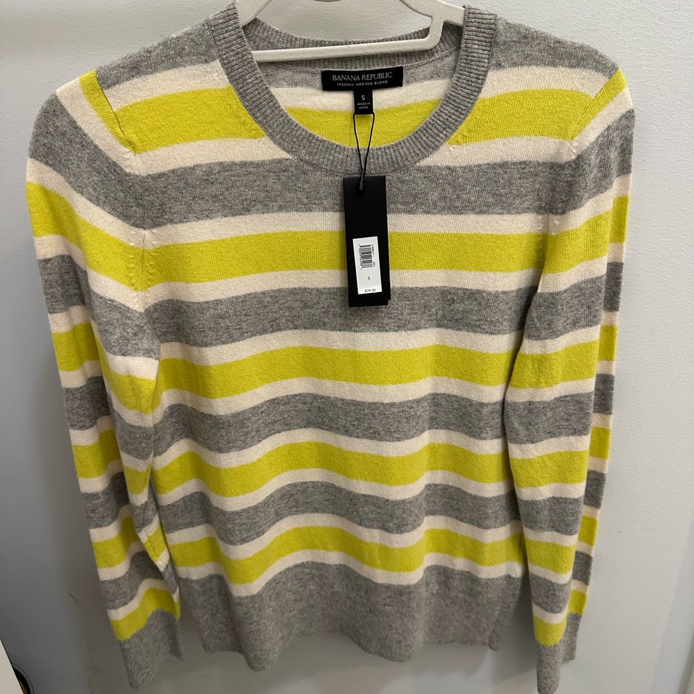 Banana Republic Yellow and Gray Striped Knit size small NWT